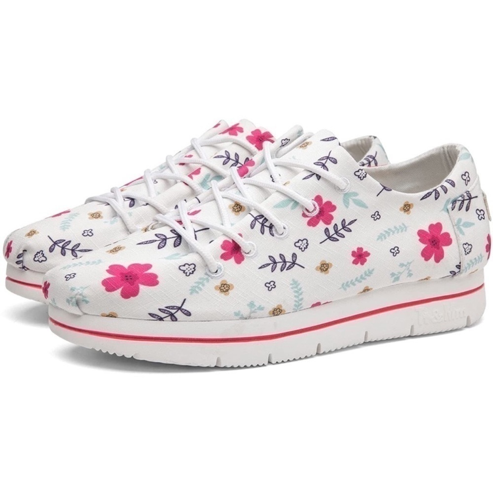 COPY - Tt & Mm Platform Floral Sneakers Sz. 9  like new!